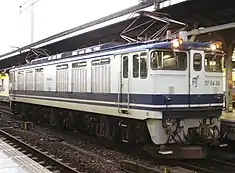 EF64 352006年7月22日 名古屋駅