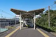 3・4番線（東金線）ホーム（2021年10月）