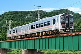 GV-E400系 村上 - 間島間