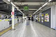 1番線（南武線）ホーム（2022年12月）