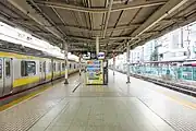 1・2番線ホーム（2022年12月）