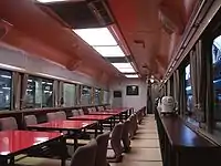 車内
