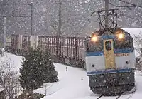 コンテナ車で編成された高速貨物列車（2012年2月10日 上石見駅 - 下石見信号場間）