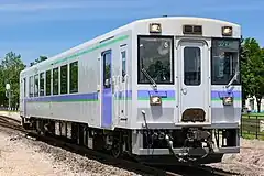 一般列車に使用されていたキハ150形(2022年6月 上富良野駅 - 西中駅間)
