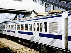 AU2X形冷房改造車モハ423-3