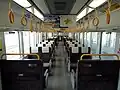 225系0番台車内（3扉転換クロスシート）