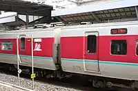 比較（左:元福知山車・右:後藤車）