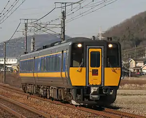 山陽本線を走行する「スーパーいなば」(2009年2月18日 瀬戸駅 - 万富駅間)