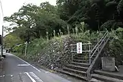 廃線後の駅入口。待合室は撤去されている（2019年9月）