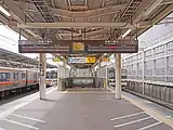 在来線1・2番線ホーム（2022年10月）