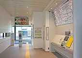 改札口と券売機(2022年7月)