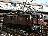 EF64 372005年1月21日 八王子駅