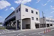 南側出入口（2023年4月）