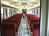 普通車側車内