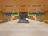 2階コンコース（乗り換え階）