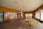 駅舎内（2012年5月）