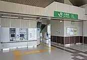 改札口と券売機（2022年4月）