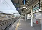 1番線ホーム(2022年4月)