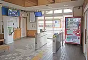 駅舎内改札口(2022年4月)