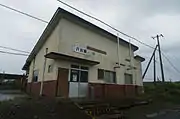 改修前の駅舎（2013年9月）