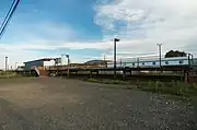 新待合室完成前の駅全景（2013年9月）