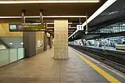 11番のりばホーム