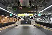 9・10番のりばホーム