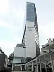 JR横浜タワーはまレールウォーク方面から