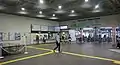コンコース当駅と衣笠駅・久里浜駅は、いずれもコンコースの天井が高い作りになっている。(2019年6月)