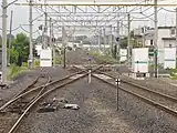 駅南側の平面交差部分（2011年5月）