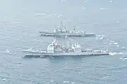 米海軍巡洋艦「ロバート・スモールズ」と日米共同訓練を実施中の「ゆうだち」（2023年9月21日）