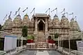 ジャイナ教の神殿 Sathis Deori Jain temple