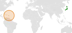 JapanとSaint Kitts and Nevisの位置を示した地図