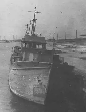 戦後放置された第二号哨戒特務艇(1947年春、川崎港)