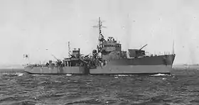公試中の第五号海防艦(1944年3月、東京湾)
