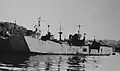 1946年12月16日、横須賀港に停泊する第147号輸送艦。