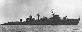 竣工時の第二号輸送艦(1944年6月25日、横浜沖)