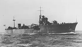 長崎沖で公試中の「足摺」(1943年1月)#日本海軍全艦艇史p.864。