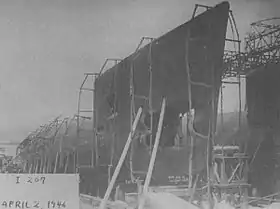 戦後の伊号第二百七潜水艦(1946年4月2日、播磨造船所呉船渠)