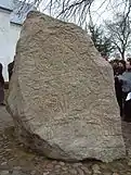 ルーン文字で記載されたイェリング墳墓群にはハーラル青歯王が980年頃にデンマークを統一しキリスト教化したことが記載されている。