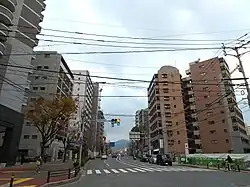 地行鳥飼七隈線、城南区役所西口交差点の南側（別府三丁目）