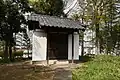 墳頂の地蔵堂