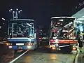 （右）常磐交通自動車の貸切特別車「Super Swan」（ボルボ・アステローペ）が運用に入ったこともある