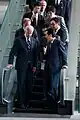 大階段の横に設置されたエスカレーター