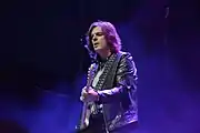 ジョン・レヴィン(B) 2018年
