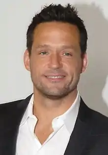 ジョシュ・ホプキンスJosh Hopkins