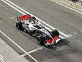 2006年のMP4-21 F1カーとしては珍しいメッキ仕様のカラーリングをまとっている。翌年からのタバコスポンサーの完全規制によってWESTが抜けた