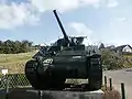 村に保存されているM4中戦車。上陸作戦時にルクレール将軍が指揮した自由フランス軍第2機甲師団（英語版）のもの