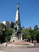 ジュリオ・デ・カスティロス記念碑
