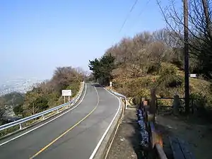 信貴生駒スカイラインから見た十三峠